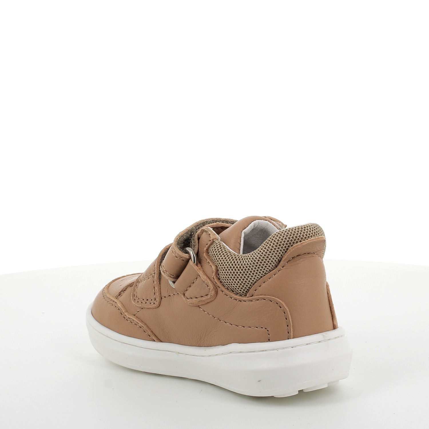 Nízké boty Primigi