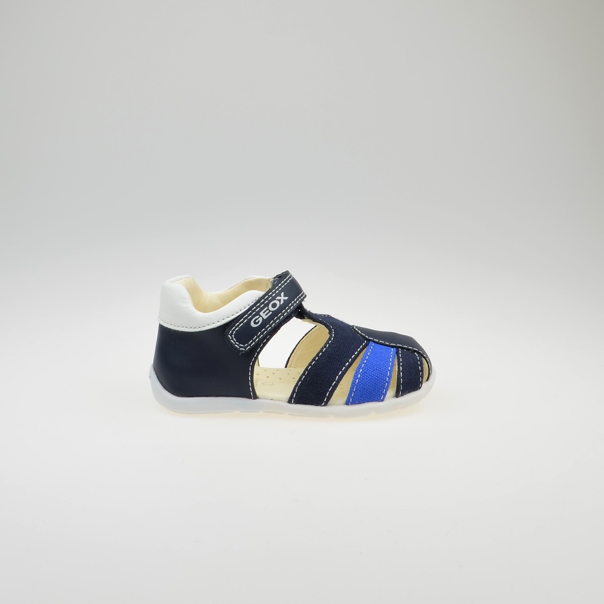 Sandaly Geox