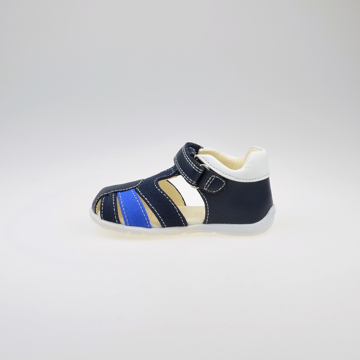 Sandaly Geox