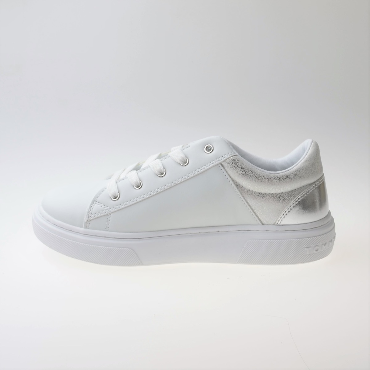 Tenisky Tommy Hilfiger